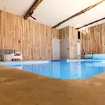 Au Ptit Tcheste Сasa de vacaciones *