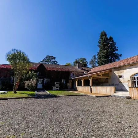 Au Ptit Tcheste Сasa de vacaciones Hontanx