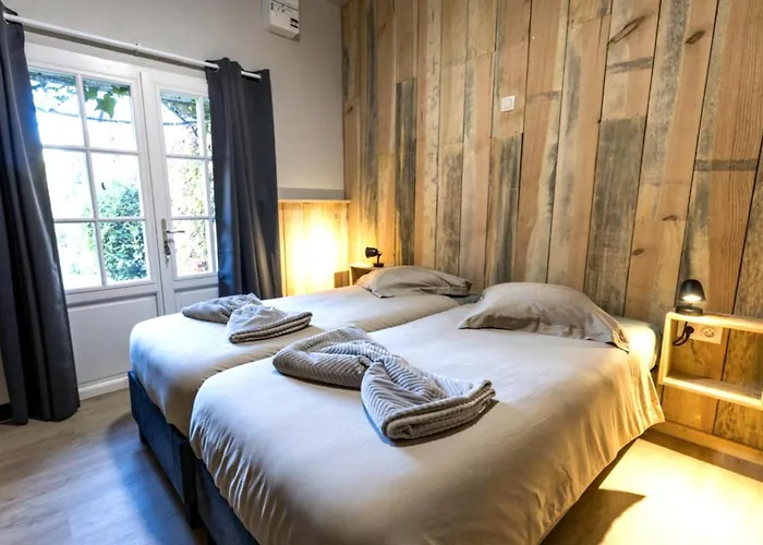 Au Ptit Tcheste Сasa de vacaciones *